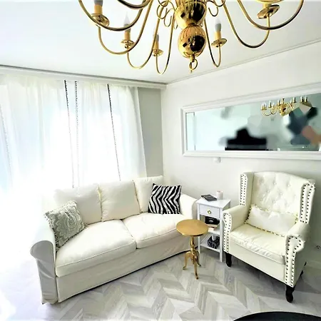 Chic To The Sea Garden
